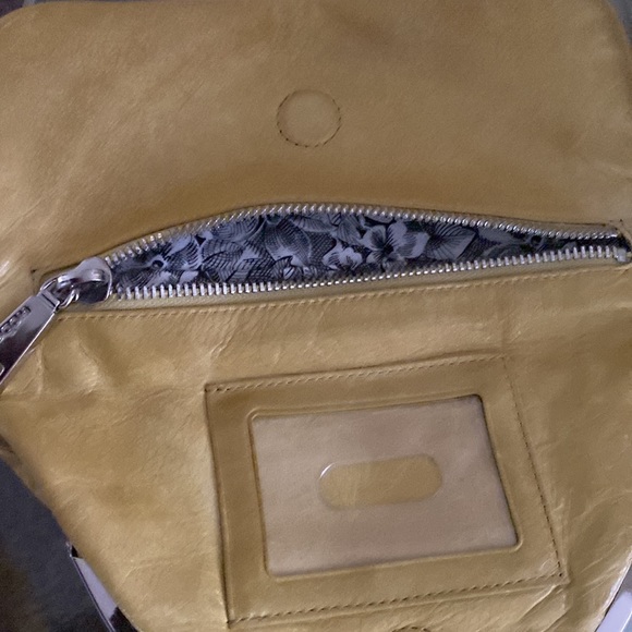 HOBO International Skyler Clutch Bag - Picture 4 of 9